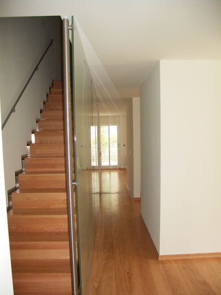 Treppe von unten, Privatvilla